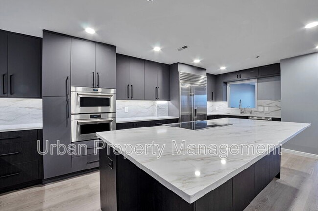Photo - 44 W Broadway Unit APT 2405S