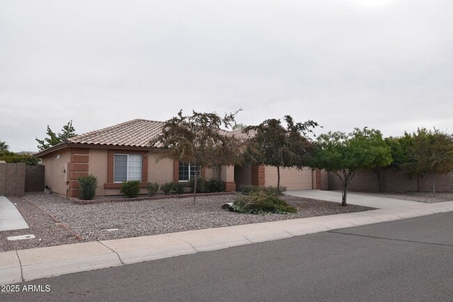 Photo - 2213 S Tucana Ln House
