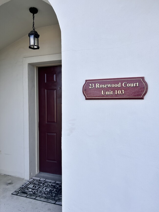 Photo - 23 Rosewood Ct