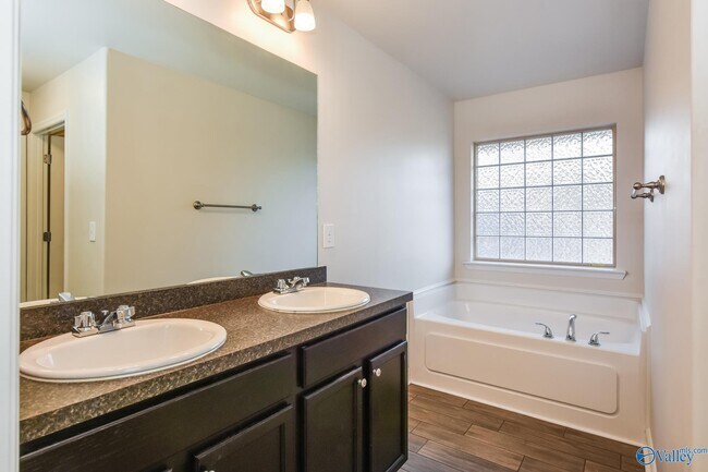 Photo - 28065 Chasebrook Dr