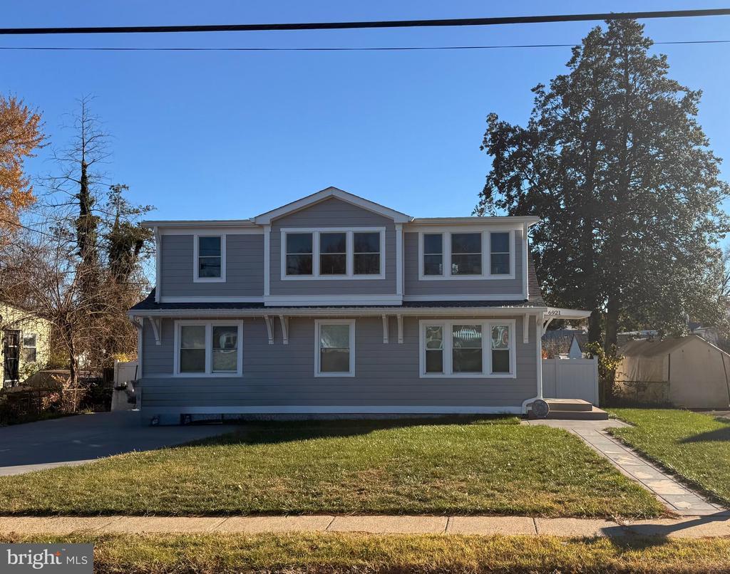 Photo - 6921 Arlington Blvd