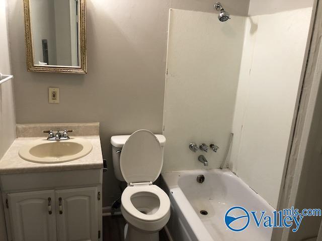 Photo - 2403 Mastin Lake Rd NE Unit 2