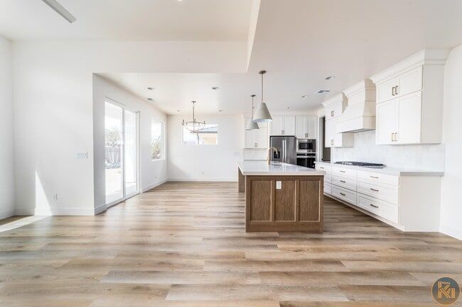 Photo - 1806 S Roy Ct