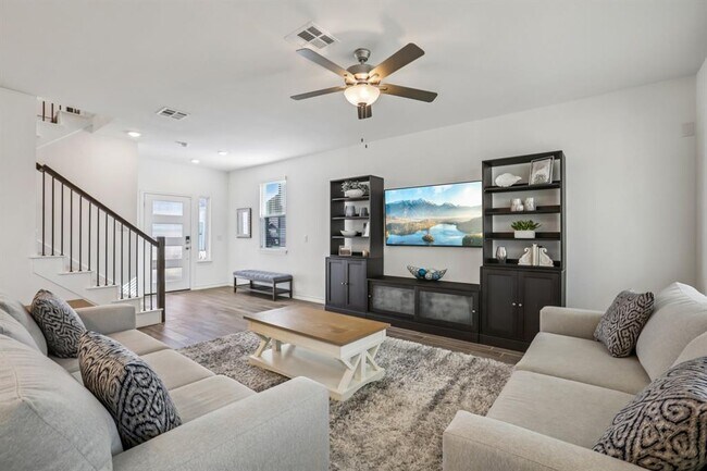 Photo - 2903 Bronx Dr