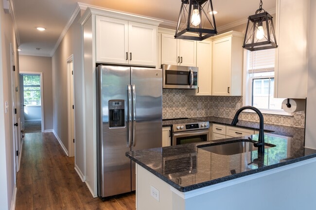 Photo - 308 Eastwood Dr