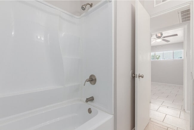 Photo - 2124 W Turney Ave