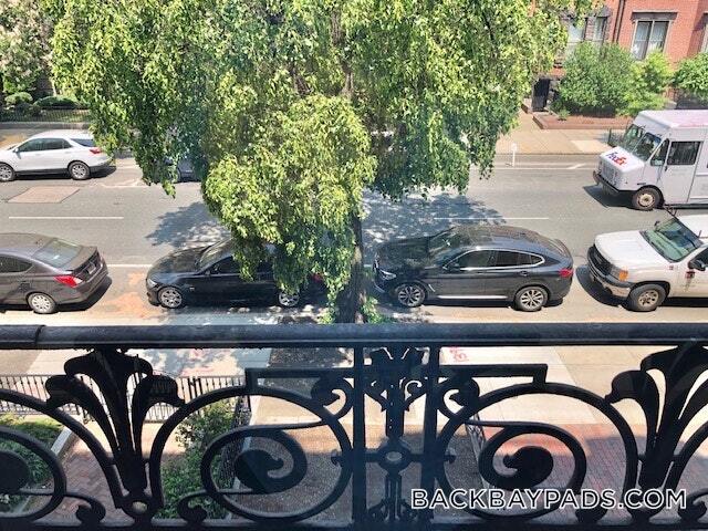 Photo - 405 Beacon St Unit 6