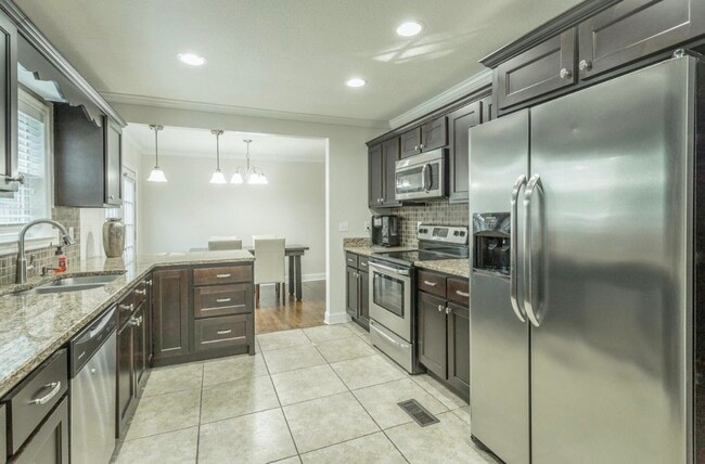 Photo - 4800 Maryland Dr