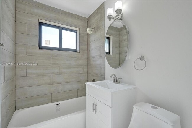 Photo - 136 Miami Gardens Rd