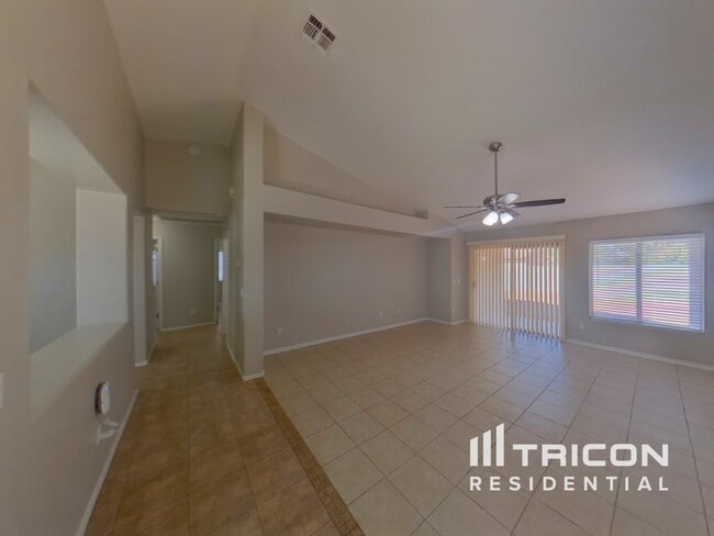 Photo - 1514 W Lynne Ln