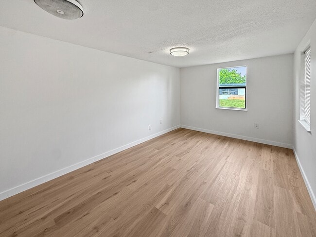 Photo - 204 2nd St Unidad 4