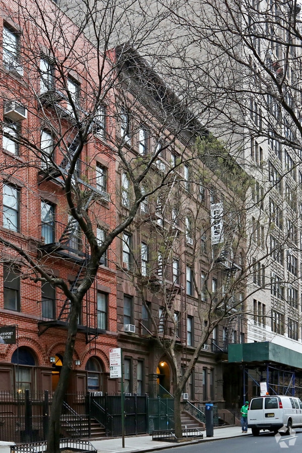 Photo - 358 West 45th street,