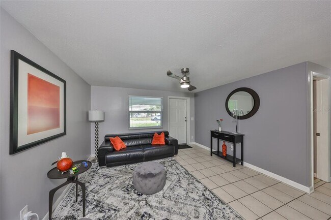 Photo - 6025 Florida Cir S