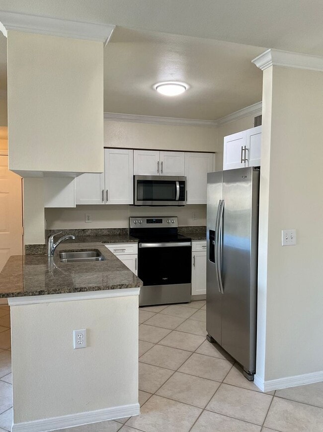 Photo - Palmetto Unit 304