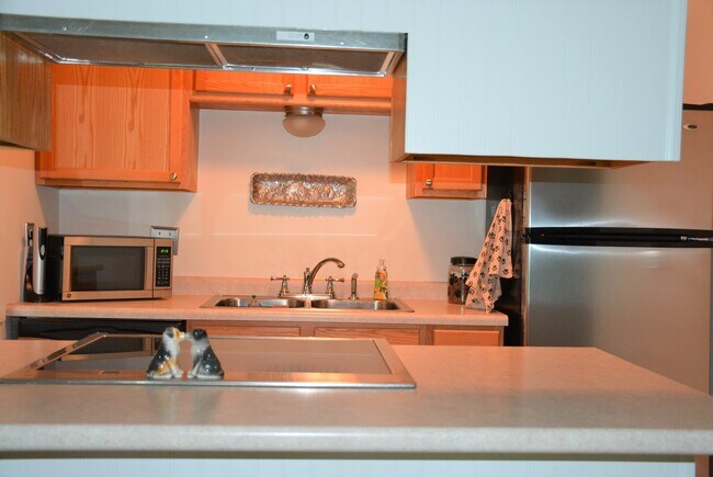 Photo - 5580 Shorewood Ln