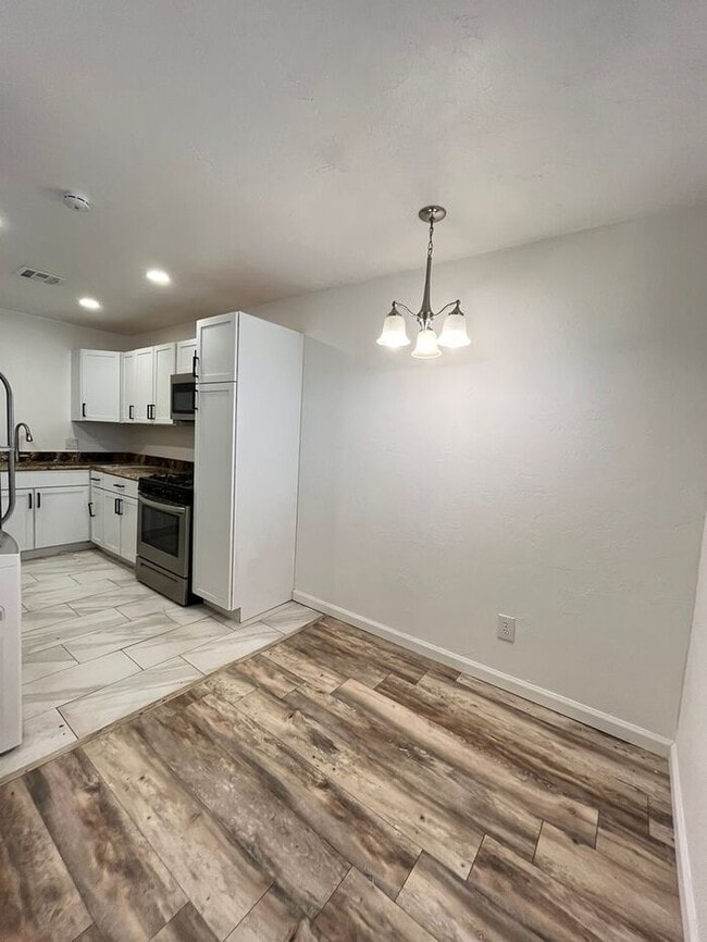 Photo - Large 1 Bed 1 Bath Apt in Aurora Add NW OKC