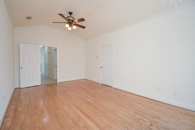 Photo - 16407 N Eldridge Pkwy