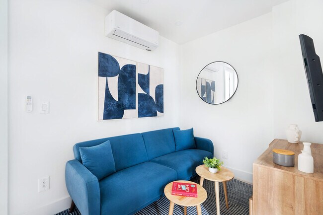 Photo - 515 W 48th St Unit FL4-ID1022059P