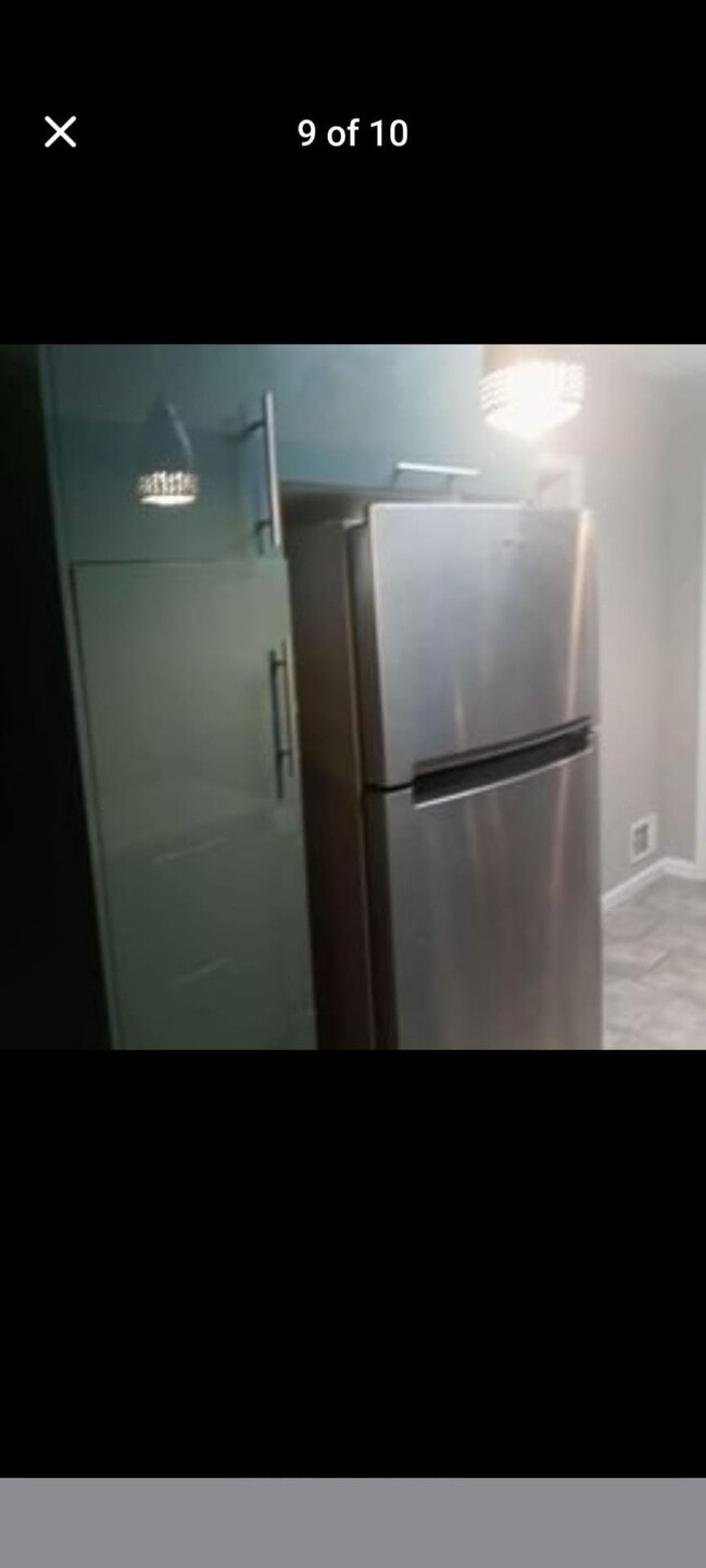 Photo - 7044 Dunbar Rd