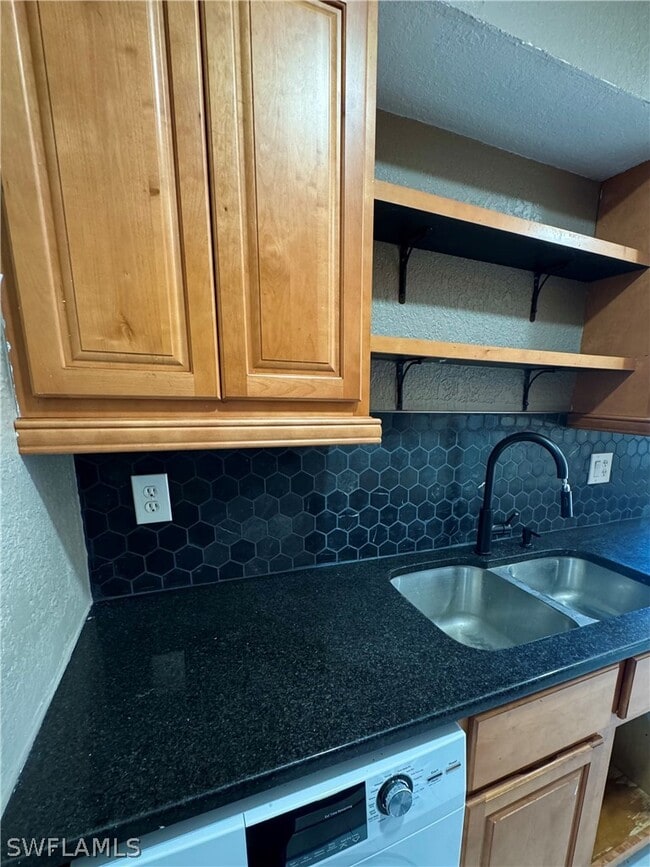 Photo - 4603 Bayshore Dr Unit F4