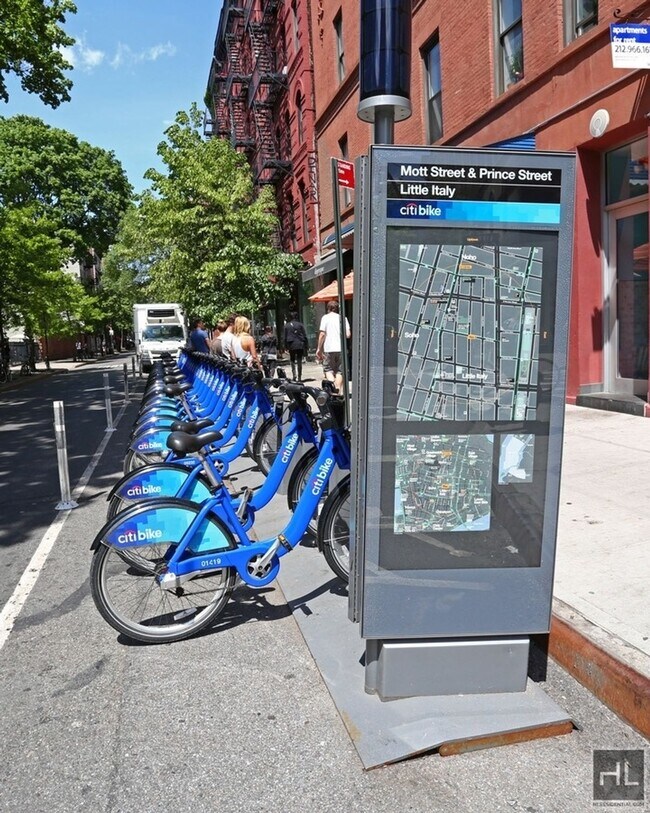 Photo - Mott Street Unit 4