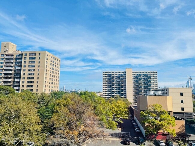 Photo - 10 Huron Ave Unit 7R