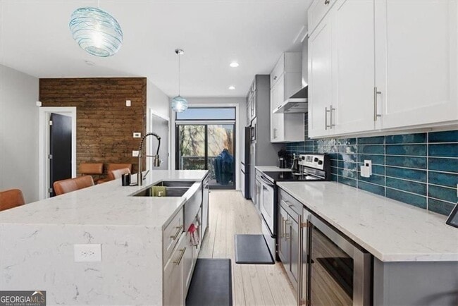 Photo - 1250 Breuer Mews NW