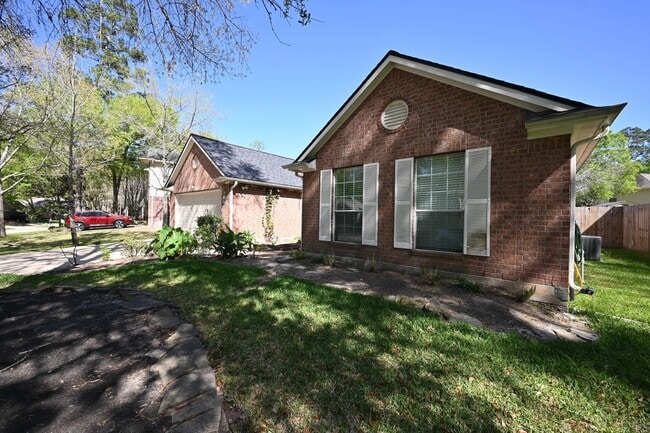 Photo - 219 N Wimberly Way