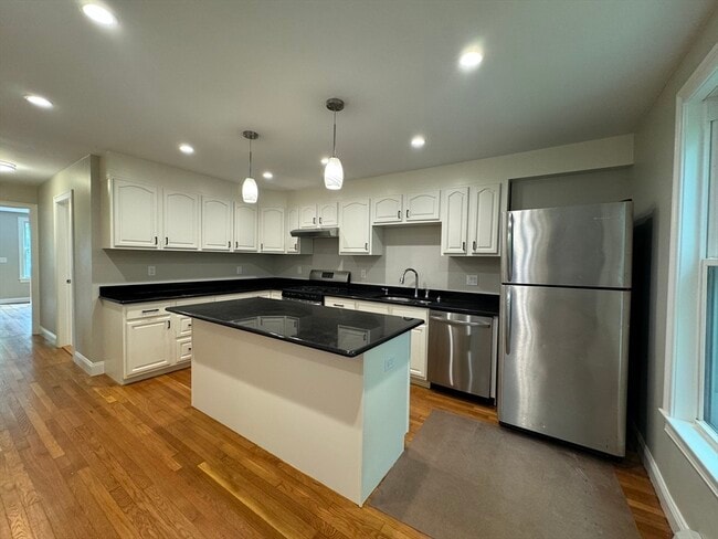 Photo - 417 Auburn St Apartment Unit 1R
