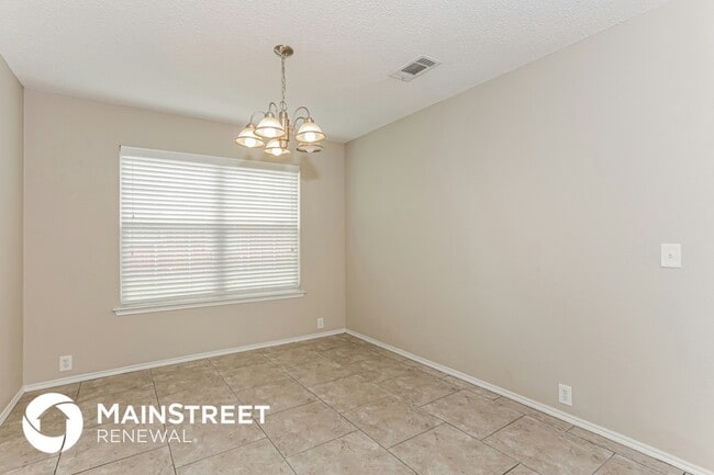 Photo - 1902 Purdue Dr