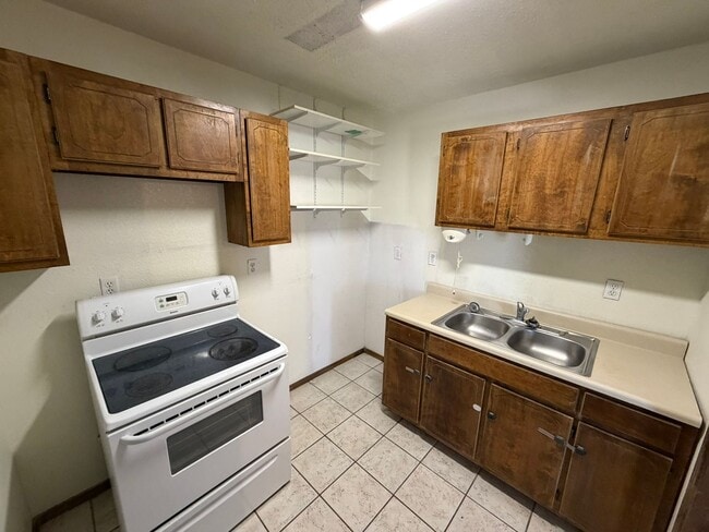 Photo - 2 Bed 1 Bath Home