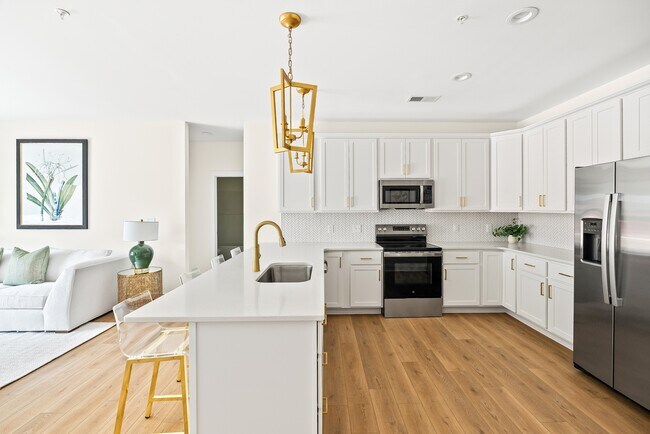 Photo - 420 Capstone Dr