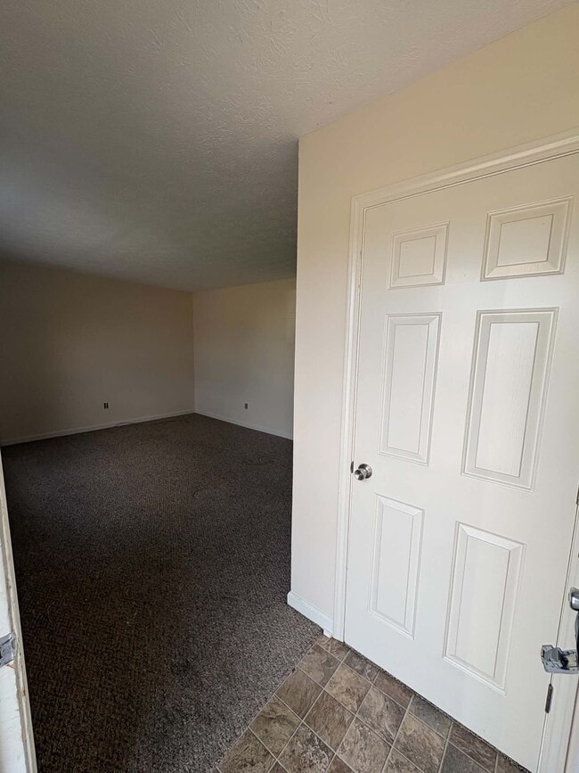 Photo - 1610 Flanigan Ct