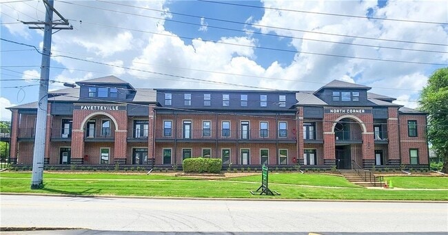 Photo - 1115 N Leverett Ave