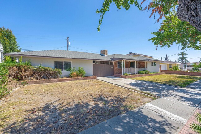 Building Photo - Charming Artesia Home in ABC District