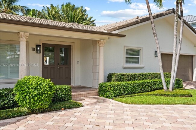 18 Eleuthera Dr