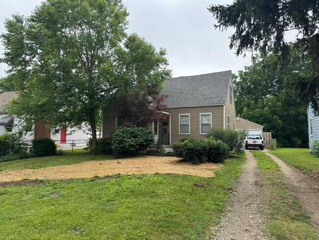 Photo - 1316 Studer Ave House