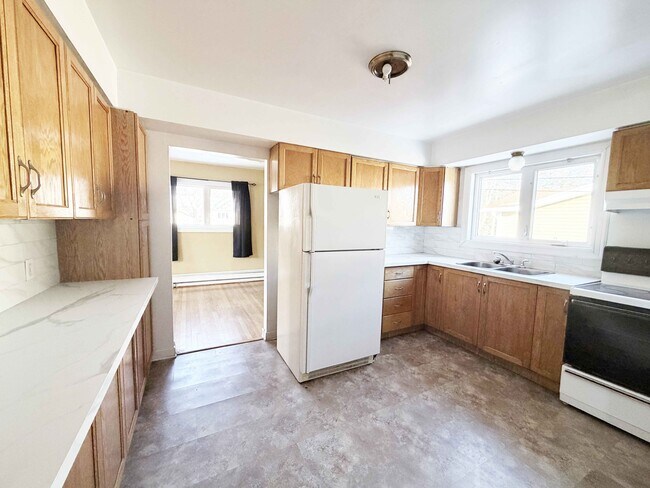 Photo - 2 Thorburn Rd