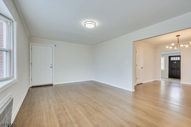 Photo - 432 Rosetta Pl