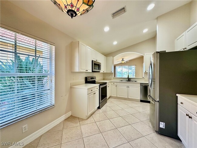 Building Photo - 2048 Painted Palm Dr Rental