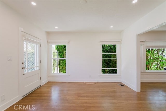Photo - 915 N Kenneth Rd