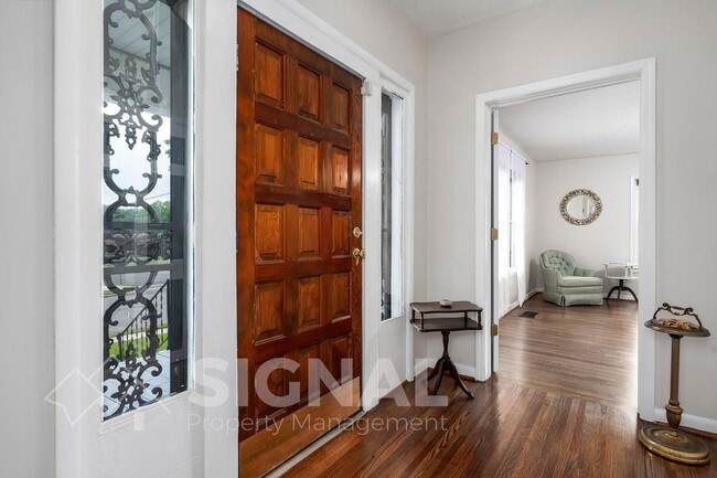 Photo - 1800 2nd Ave S