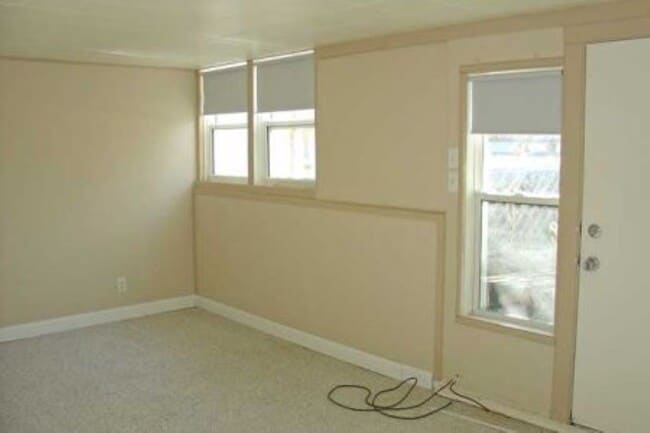 Photo - 714 Alderson Ave