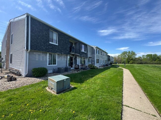 Photo - 1807 Lisbon Rd Unit Apt C