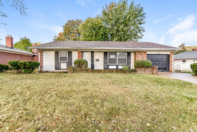 Building Photo - 3232 Bluebell Ln