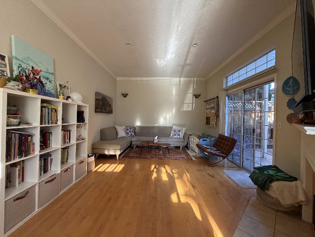 Photo - 558 N 3rd St