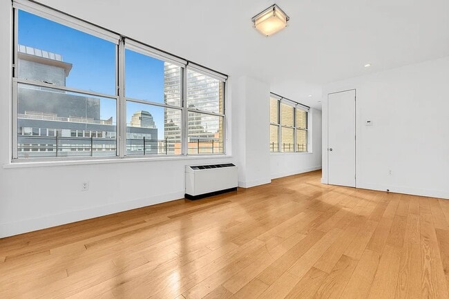 Photo - 50 Murray St Unit 1931