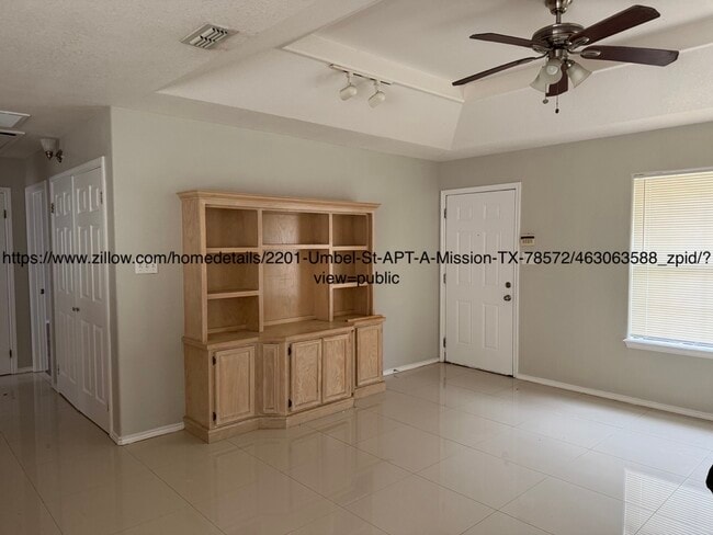 Building Photo - 2201 Umbel St Unit A