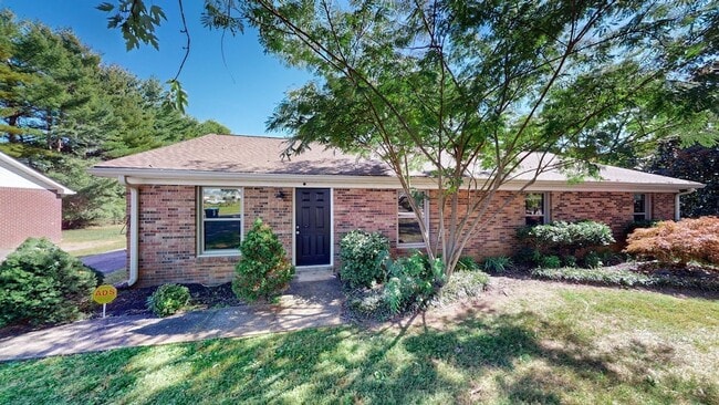 Photo - 8614 Burleson Ln Unit 8616