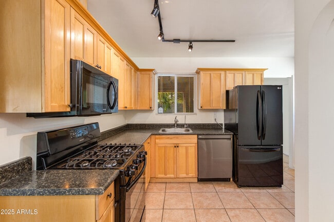 Photo - 4808 N 29th Pl